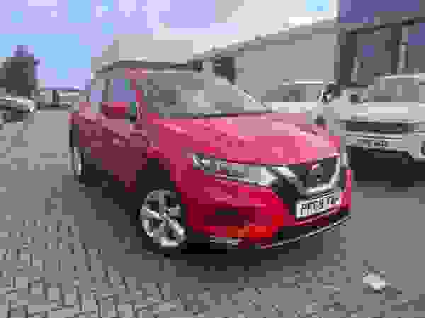 Used 2020 Nissan Qashqai 1.3 DIG-T Acenta Premium Euro 6 (s/s) 5dr Red at Martins Group