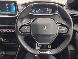 Peugeot E-208 Photo 12