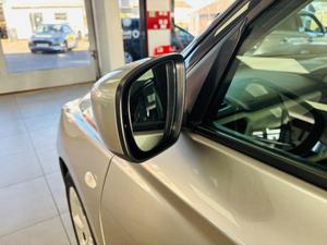 Suzuki Swift Photo 11
