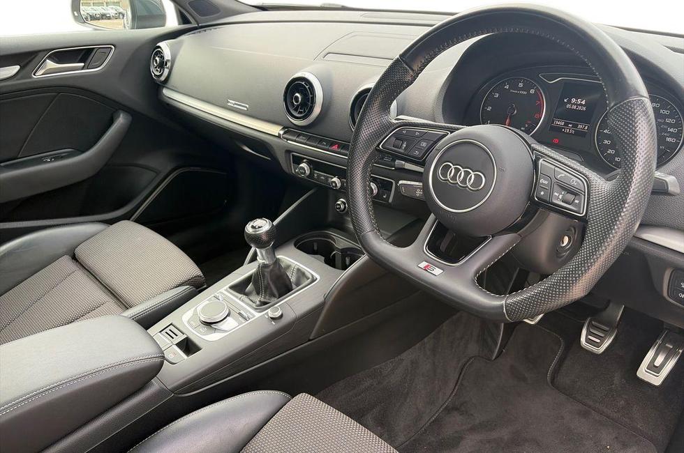 Audi A3 Photo at-046b9dfaab4d43ae8a2ff1cd46e60a8d.jpg