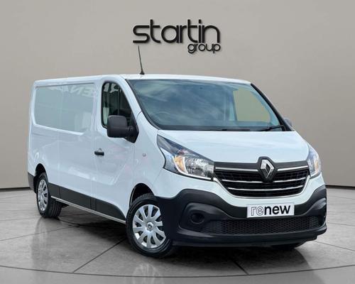 Renault Trafic 2.0 dCi ENERGY 30 Business+ LWB Standard Roof Euro 6 (s/s) 5dr at Startin Group