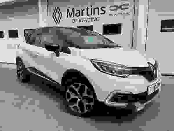 Used 2018 Renault Captur 0.9 TCe ENERGY GT Line Euro 6 (s/s) 5dr White at Martins Group
