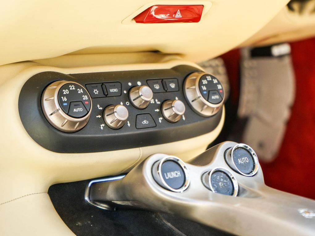 Used Ferrari California YJ10FFS 19