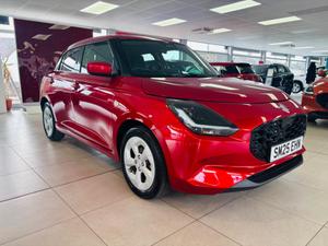 Suzuki Swift Photo 0