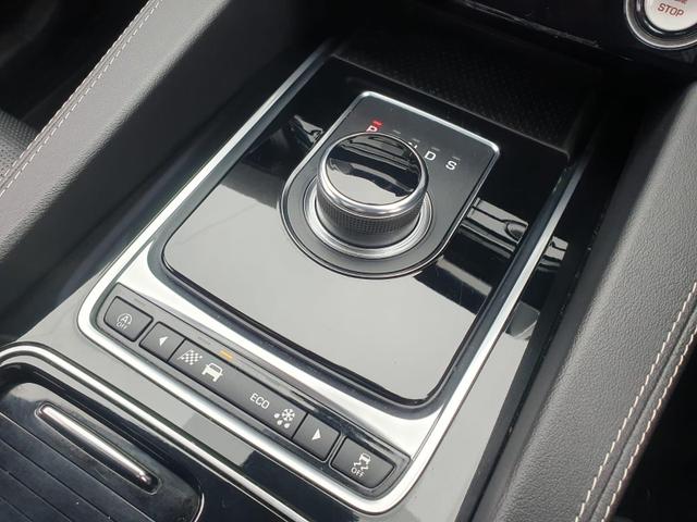 Used Jaguar F-PACE YA69ZDF 38