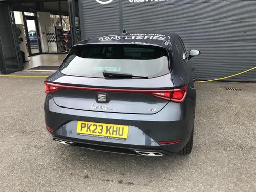 SEAT Leon Photo at-0505bf95d9074b849a1e15c8661d9679.jpg