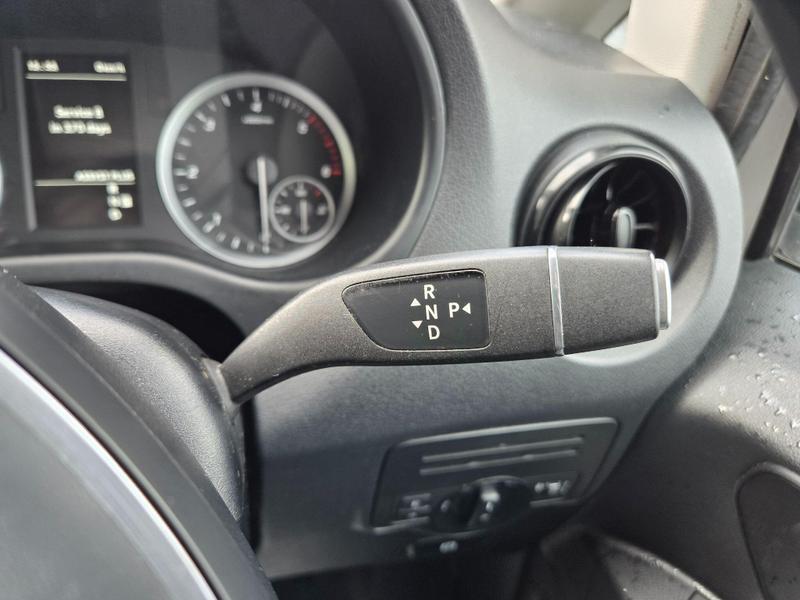 Mercedes-Benz Vito Photo at-051c87387f7340b2bdecfb1c081ae92a.jpg