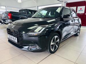 Suzuki Swift Photo 2