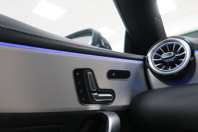 Used Mercedes-Benz CLA SJ24AXD 18