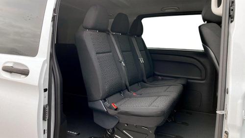 Mercedes-Benz Vito Photo at-0598c53629224a7284ada70d47211f0e.jpg