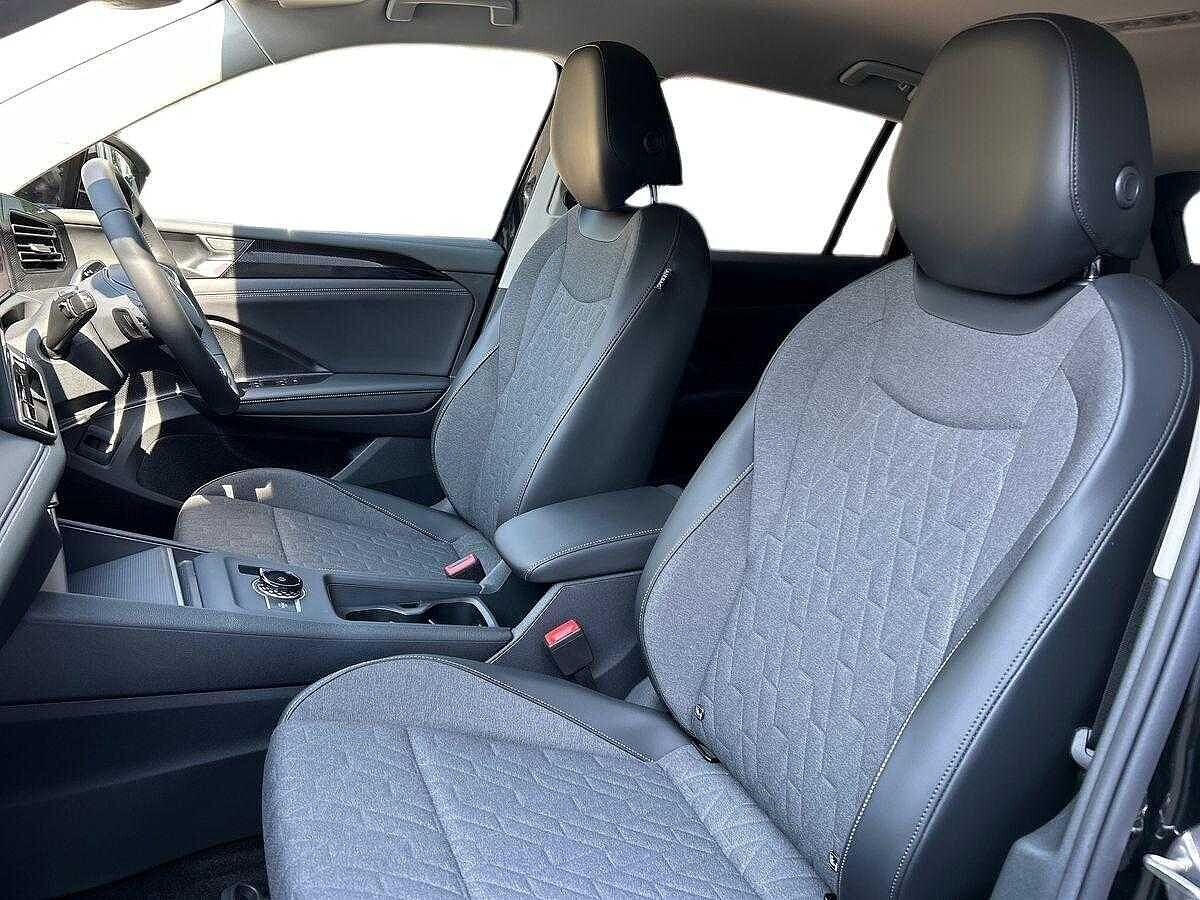 Volkswagen Tiguan Photo at-059cdc1027494f66a09c985d837e30dd.jpg