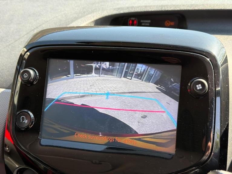 Used Peugeot 108 WU69YDP 23