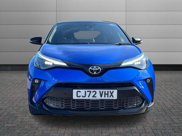 Toyota C-HR Photo at-06176e7c10ae44398ba9d98bb9b45001.jpg