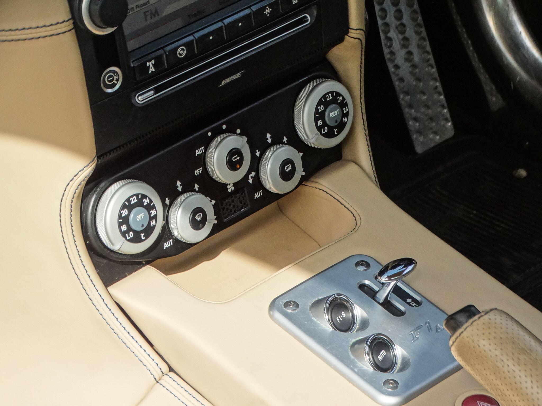 Ferrari 612 5.7 Scaglietti FI Coupe 2dr Petrol Automatic (475 g/km, 532 bhp) — photo 21