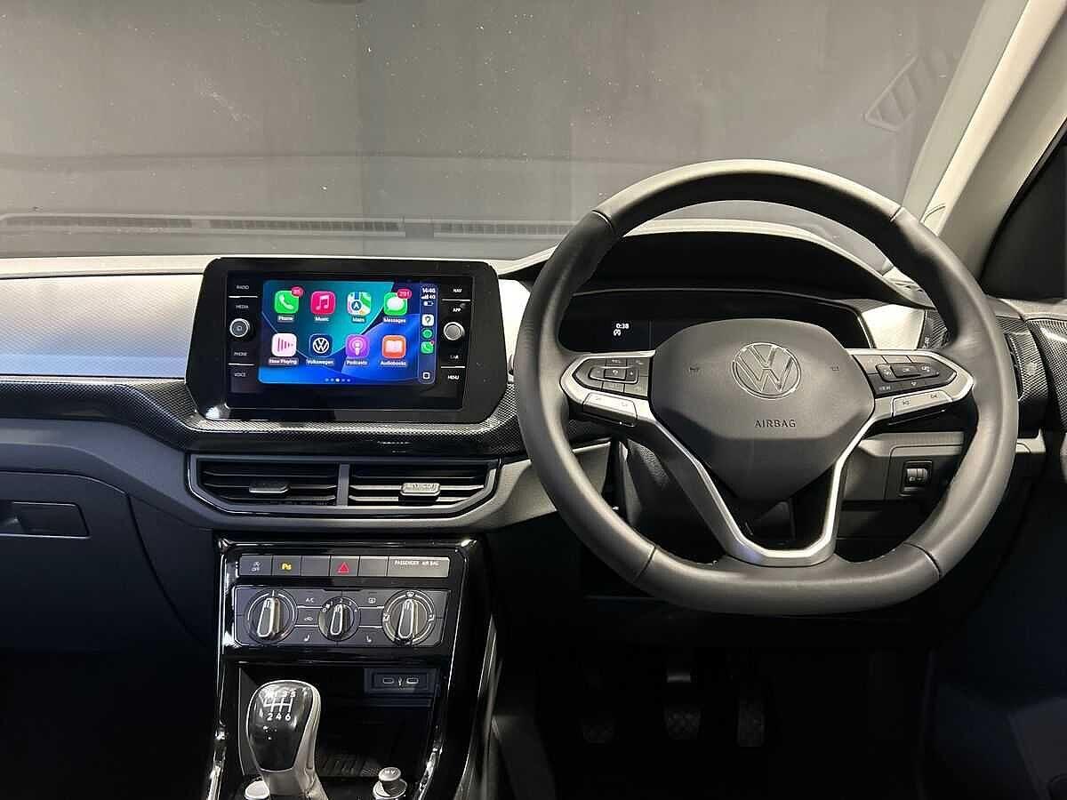 Volkswagen T-Cross Photo at-066617994aff446185133156000faad7.jpg