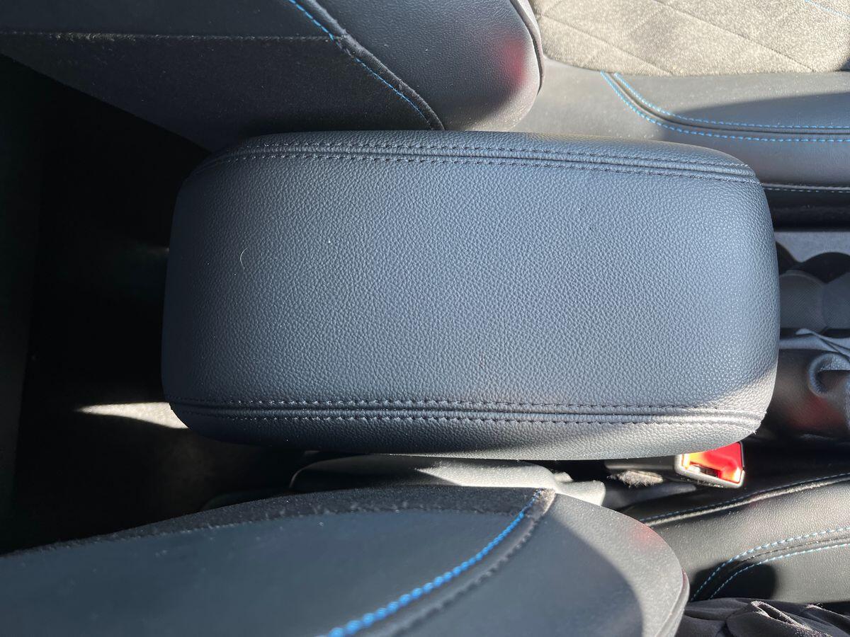 Ford Fiesta Photo 36