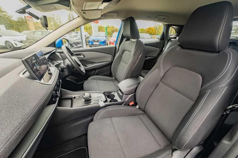 Used Nissan Qashqai OE74EZP 25