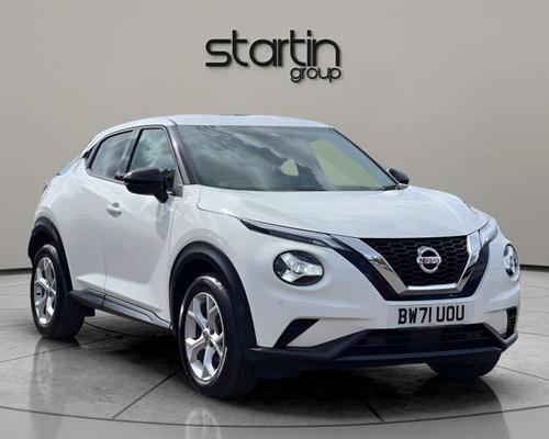 Nissan Juke 1.0 DIG-T N-Connecta DCT Auto Euro 6 (s/s) 5dr at Startin Group
