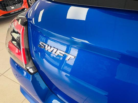 Suzuki Swift Photo at-06f3613a57ac495595674a53dec3bc9d.jpg