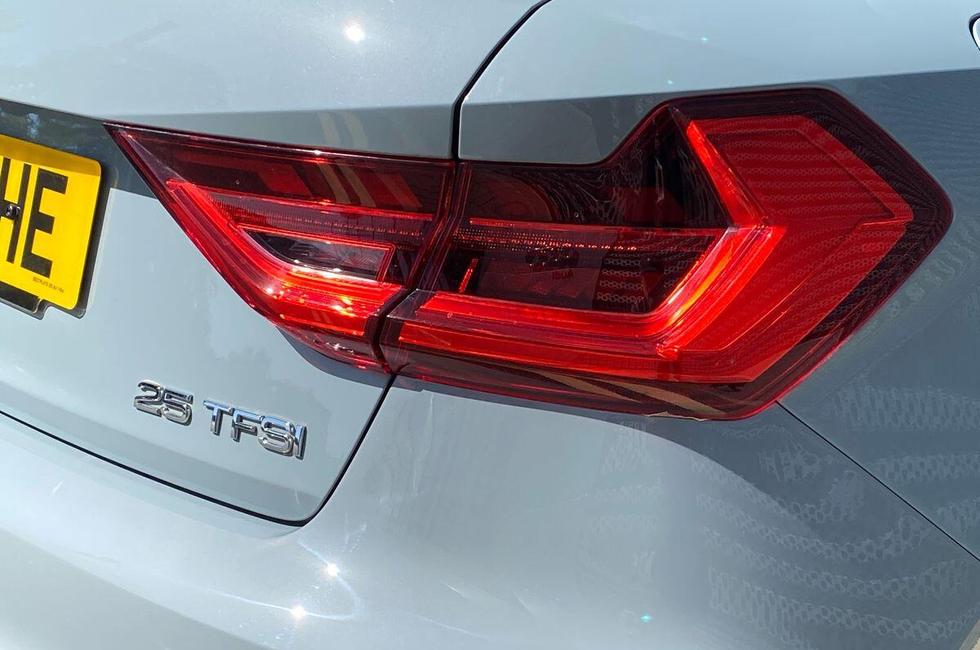 Audi A1 Photo at-074c486d9ad84dc59703bd916bd6fb0d.jpg