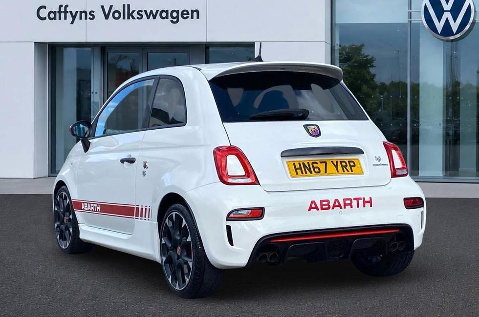 Abarth 595 Photo at-076751c9132448d095bcbb3448d5ffd5.jpg