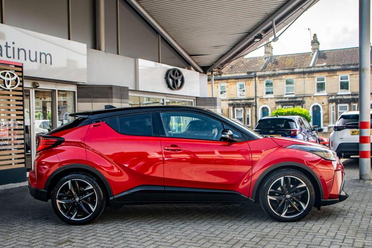 Used Toyota C-HR WU22UTC 5