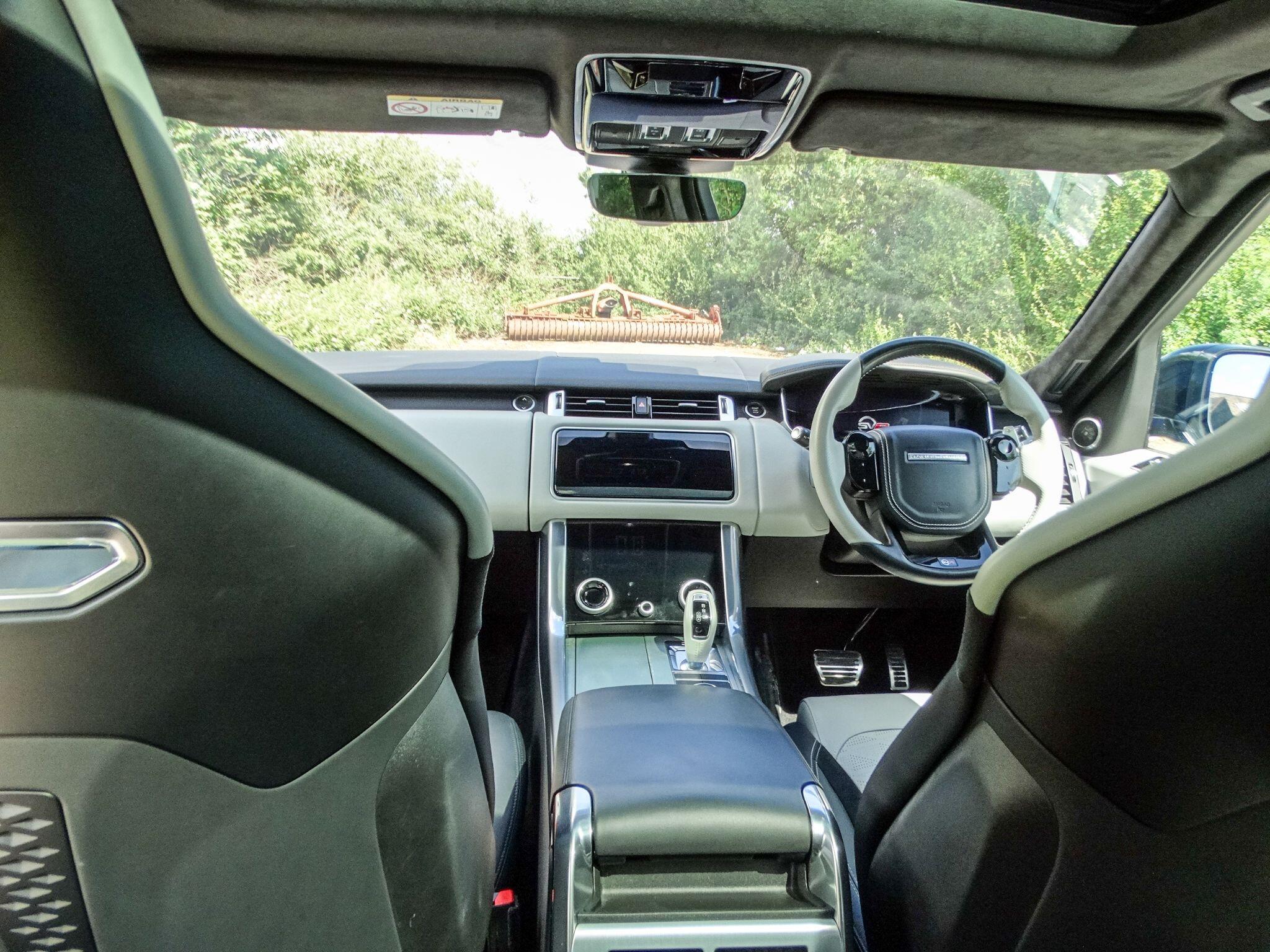 Land Rover Range Rover Sport 5.0 P575 V8 SVR Auto 4WD Euro 6 (s/s) 5dr — photo 16