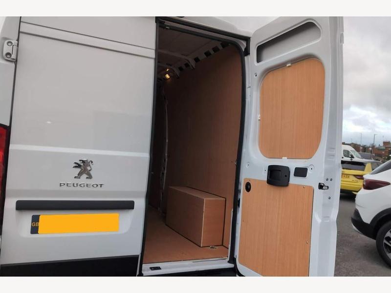 Used Peugeot Boxer NV23XCU 8