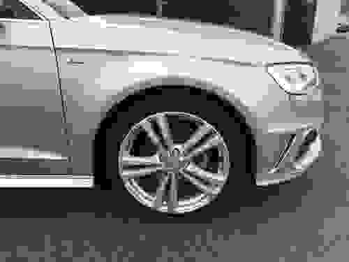 Audi A3 Photo at-07be167f4a4c43738eb654588edea853.jpg
