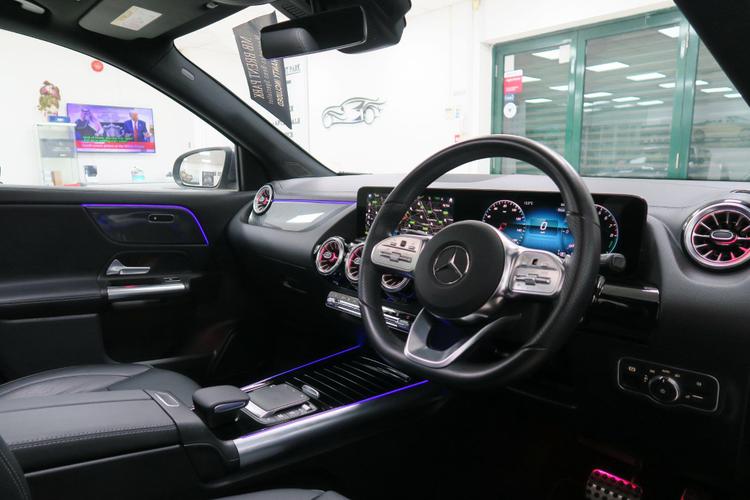 Used Mercedes-Benz GLA LO22OWF 11