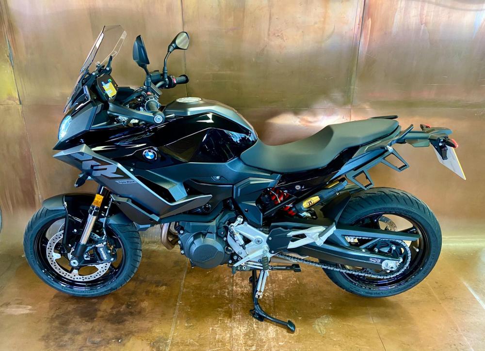 BMW F 900 XR Photo at-07efea3fe3ec436eafaa120d542dcee3.jpg