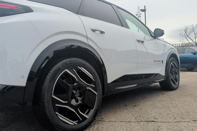 Used Peugeot E-3008 NV24VOB 12