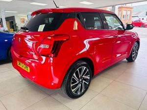 Suzuki Swift Photo 5