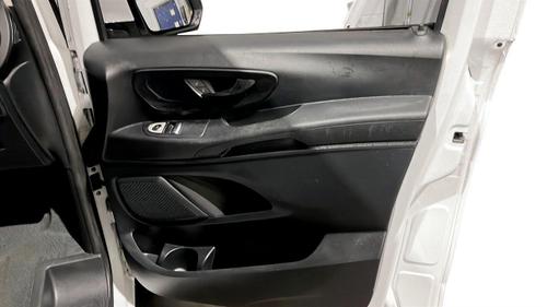 Mercedes-Benz Vito Photo at-082bdae568794e35ae52548decb573c6.jpg