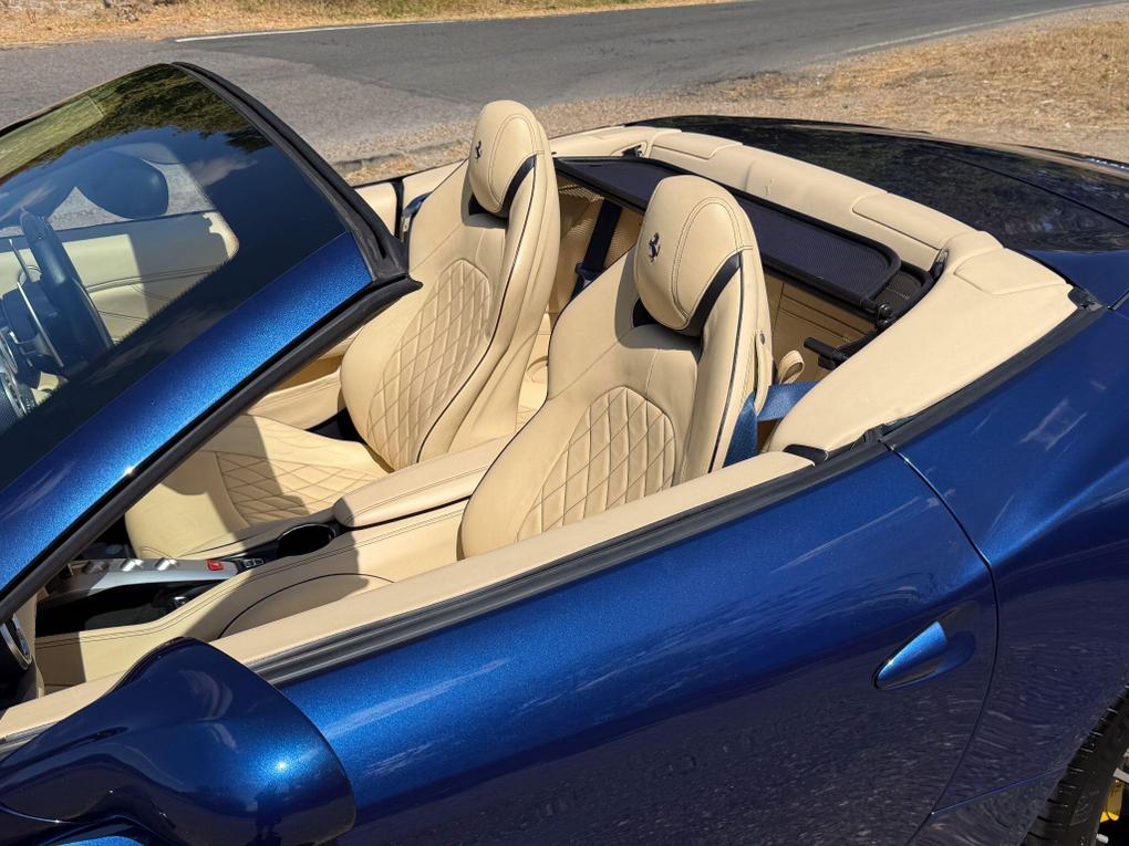 Used Ferrari California OW65KHJ 15