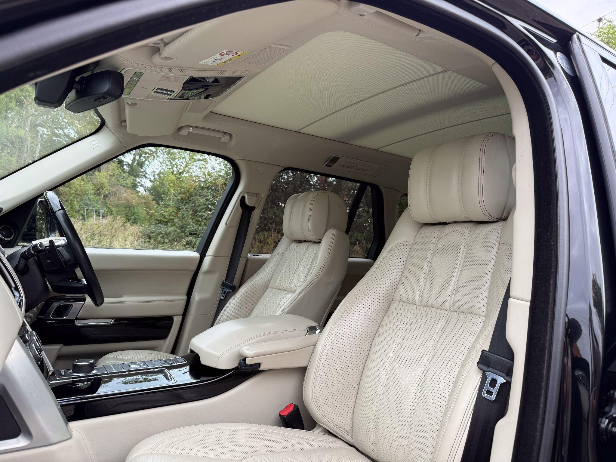 Land Rover Range Rover 4.4 SD V8 Autobiography Auto 4WD Euro 5 5dr — photo 15