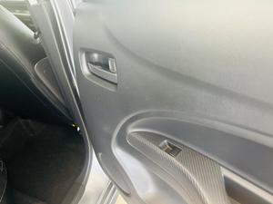 Mitsubishi Mirage Photo 24