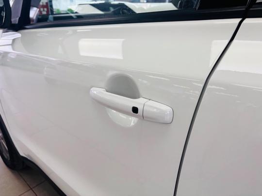 Suzuki Vitara Photo at-087fc947385f4cf6bcca8dfaa3640645.jpg