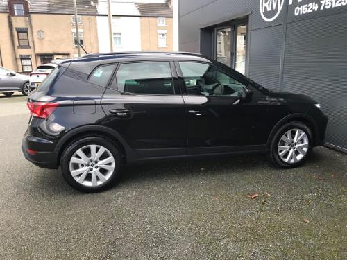 SEAT Arona Photo at-088a61fca7d5488bb2eed4a5b384eeca.jpg
