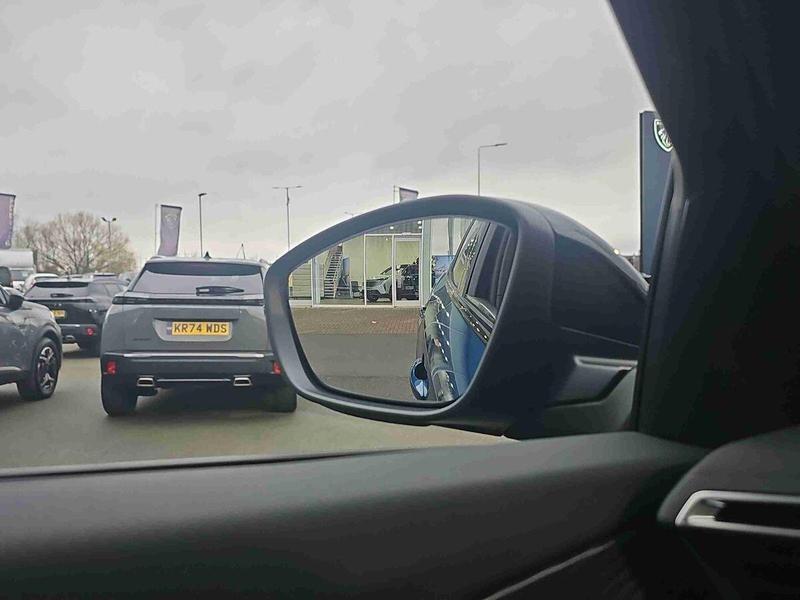 Used Peugeot E-2008 202602109822543 26