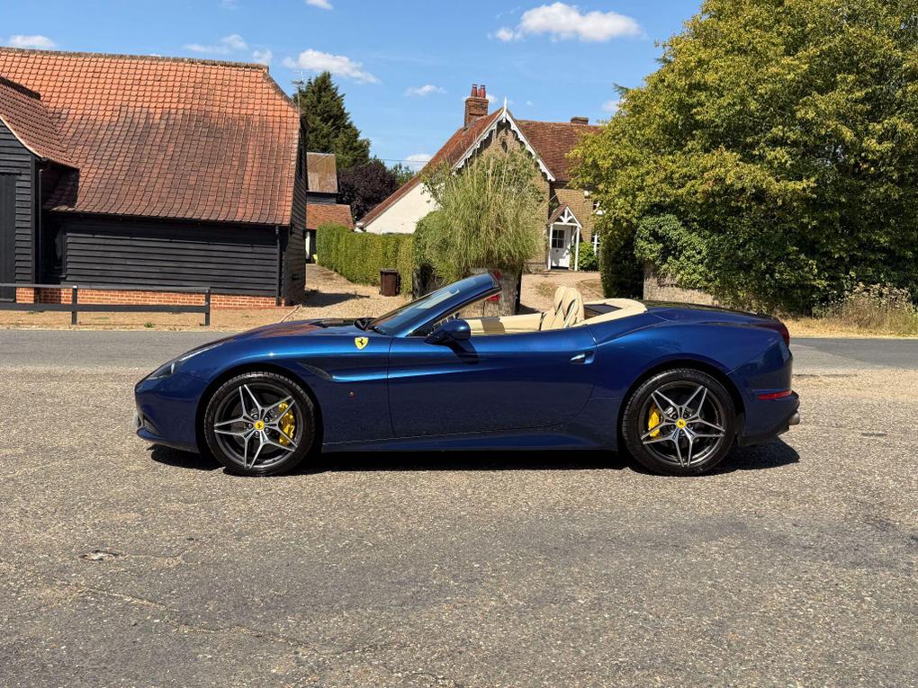 Used Ferrari California OW65KHJ 2