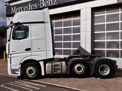 Mercedes-Benz Actros L Photo at-09078bc8f58542069335d2680a6dcea2.jpg