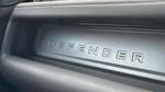 Land Rover Defender Photo 29