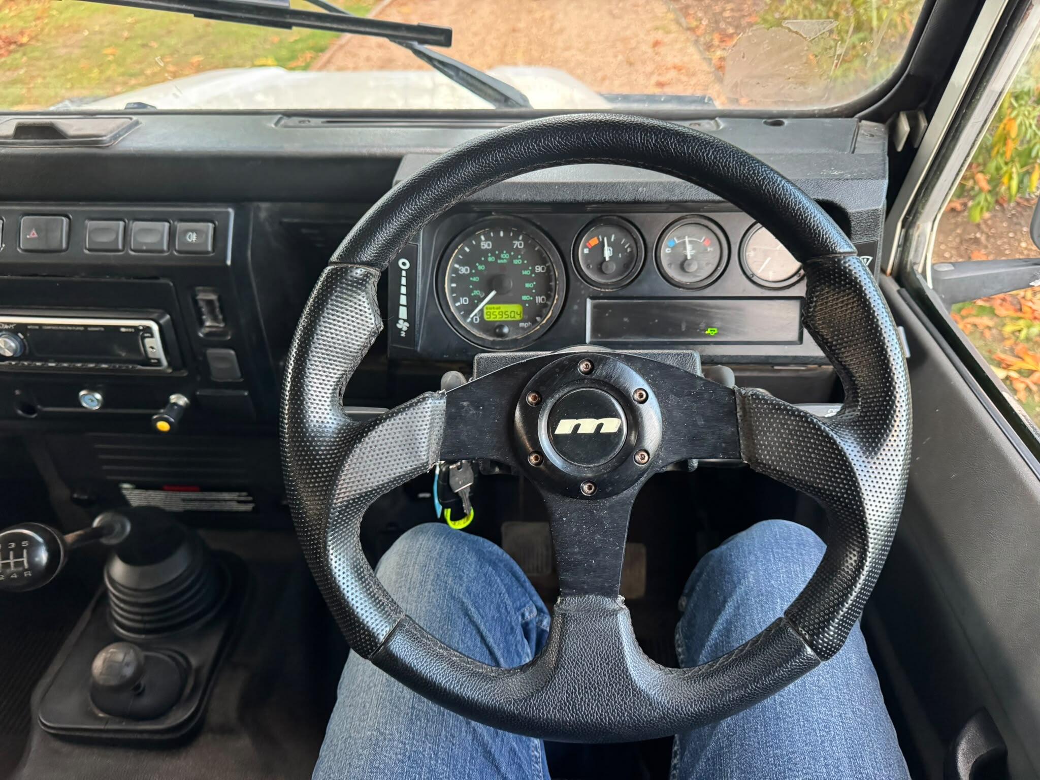 Land Rover Defender 130 2.5 TD5 4dr (High capacity) — photo 15