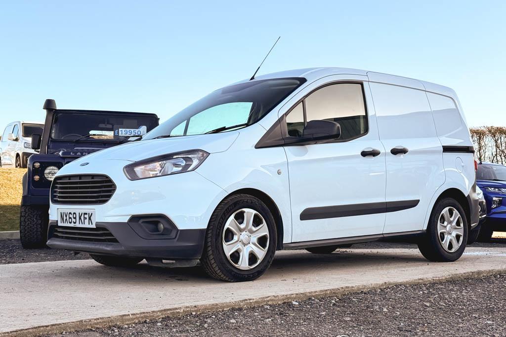 Ford transit hot sale courier 2019