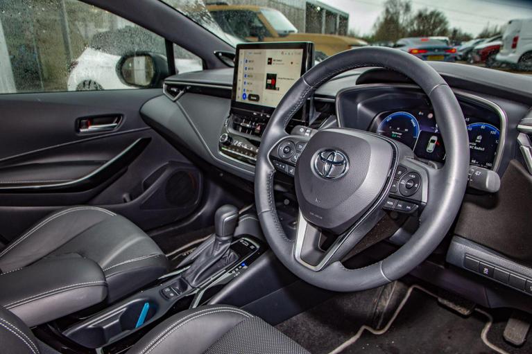 Used Toyota Corolla WR25TZV 12