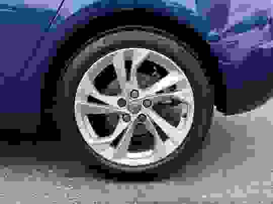 Vauxhall Astra Photo at-0948fa36a6114c10b1cd58cf87e7a3c3.jpg