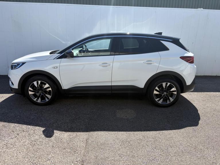 Used Vauxhall Grandland X VU70WBN 5