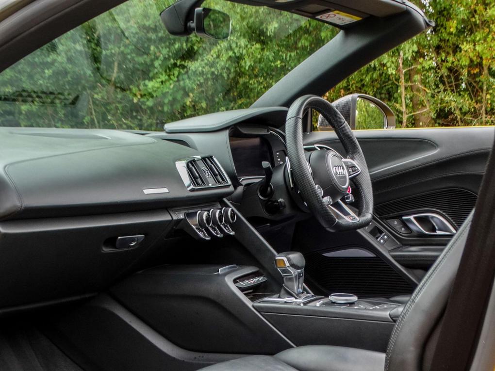 Used Audi R8 R8MXM 16