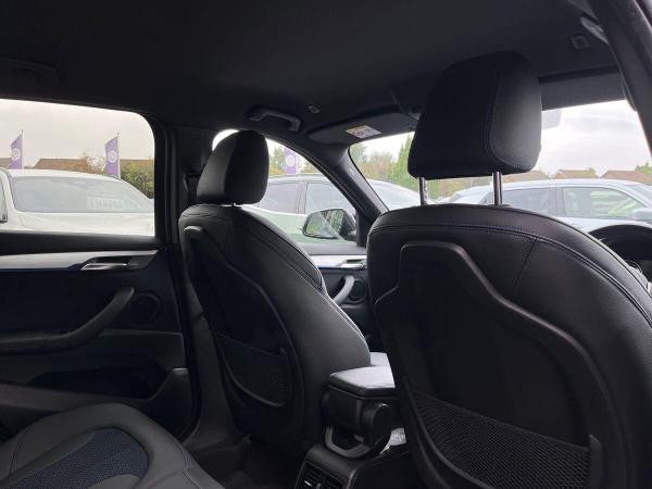 BMW X1 Photo at-09bbd92331e745c2b3ce39cee6ec95e4.jpg